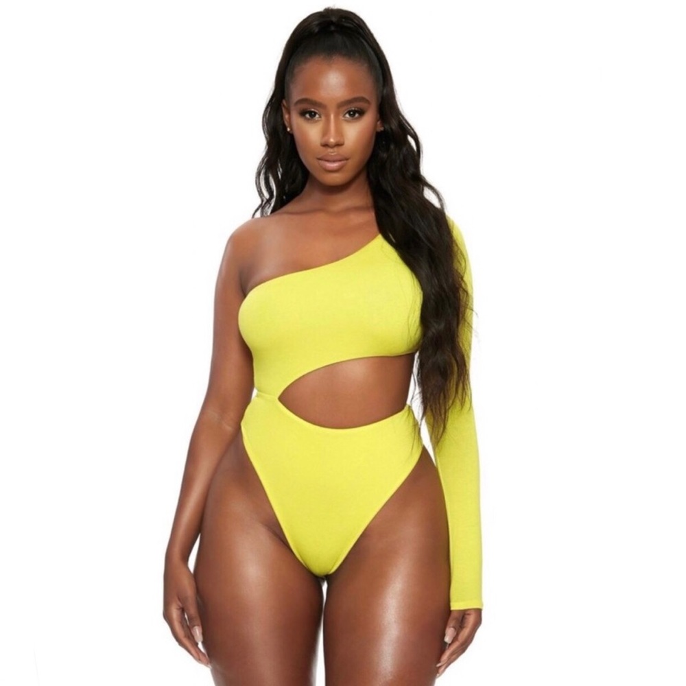 Naked Wardrobe Cut To The Side Bodysuit